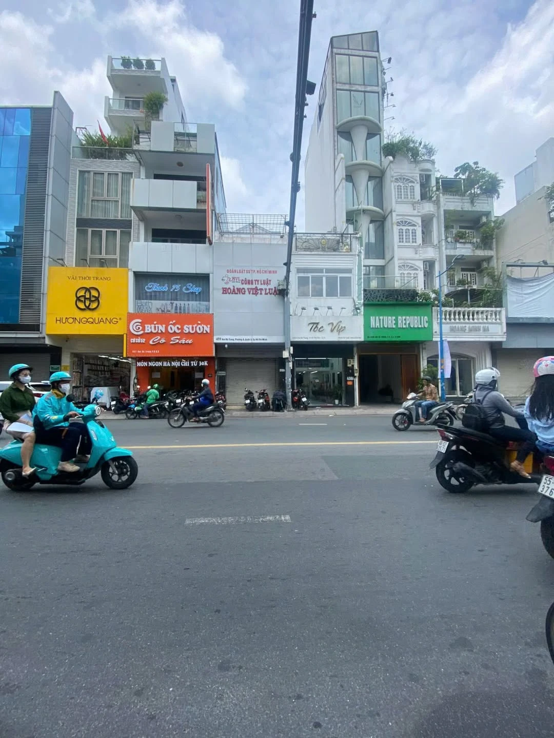 Bán nhà mặt tiền Hai Bà Trưng 4x18m, 3 tỷ, Quận 1 - Ảnh 1