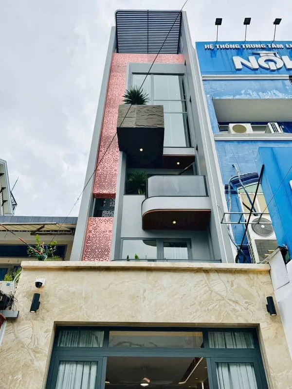 Bán nhà Rạch Giá 87,5m², 2 phòng, 900 triệu palace