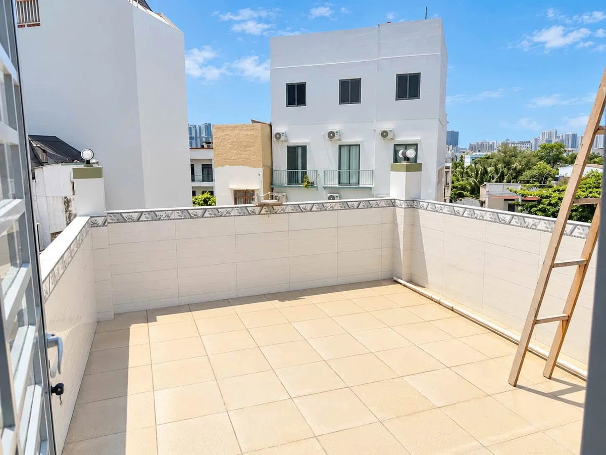 Bán nhà hẻm 43m² 1 trệt 3 lầu 5PN gần đường Tân Mỹ, Quận 7, giá 5,5 tỷ - Ảnh thu nhỏ 2