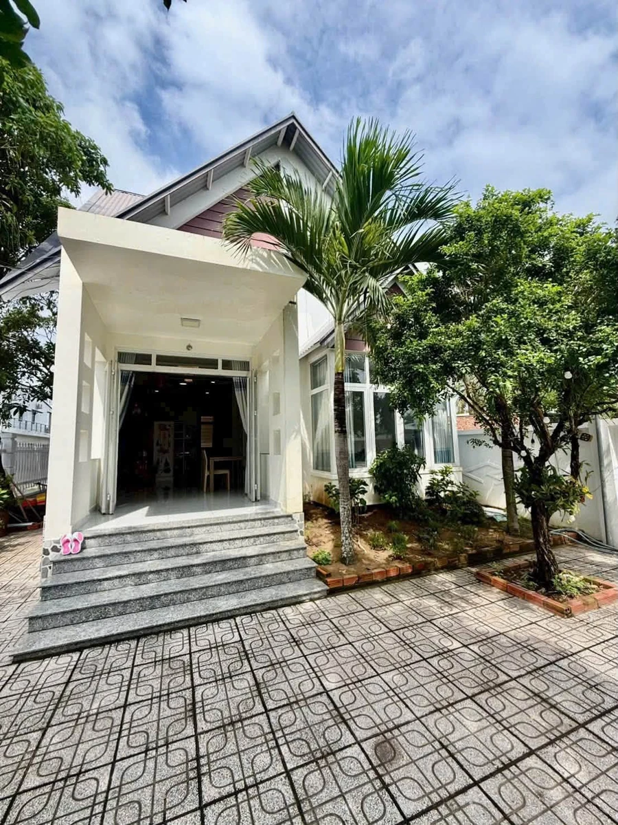 Bán nhà mái Thái 2 mặt tiền 285m² giá 2,75 tỷ tại Phường Long Hoa, Tây Ninh - Ảnh thu nhỏ 2
