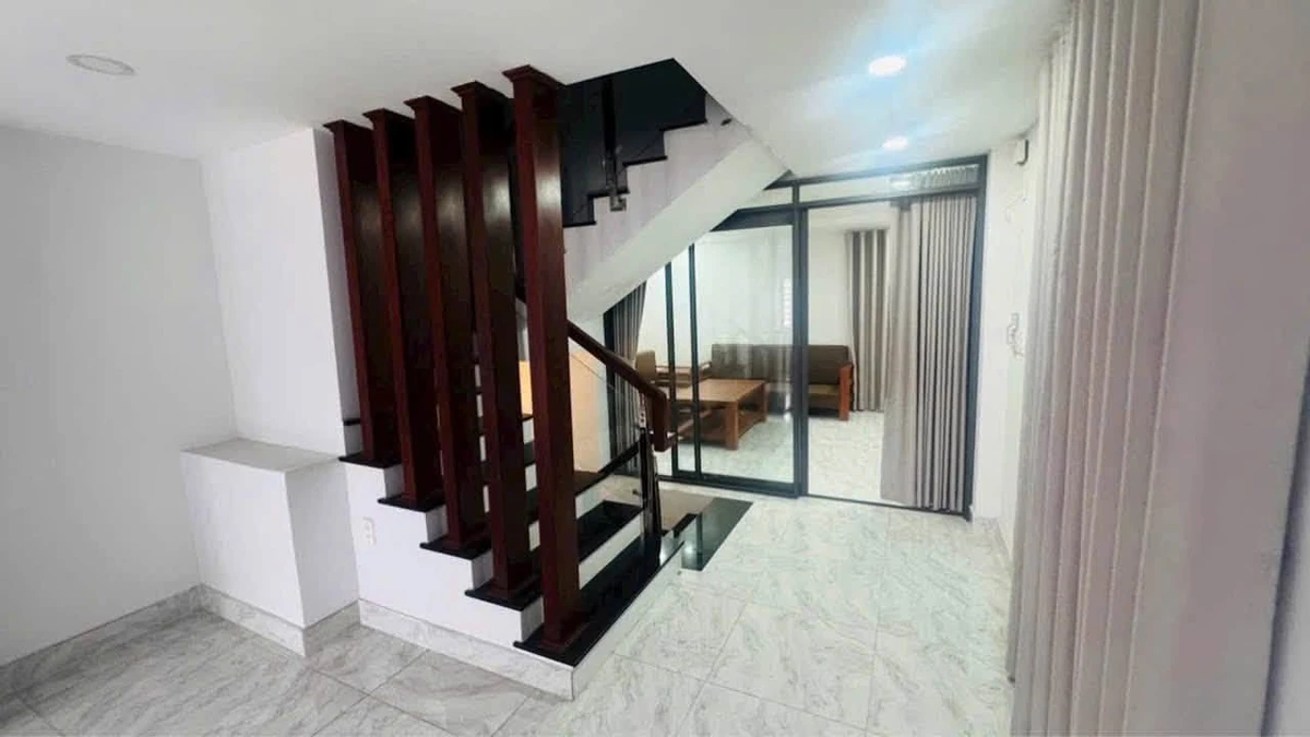 Bán nhà 4x15m trệt lửng 2 lầu 3PN full nội thất gần Hoàng Trọng Mậu, Quận 7 - Ảnh thu nhỏ 3