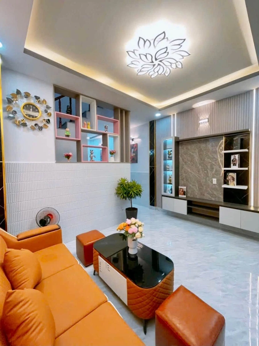 Bán nhà phố Tân Kim 50m² sân riêng 2 tỷ 250 triệu - Ảnh thu nhỏ 4