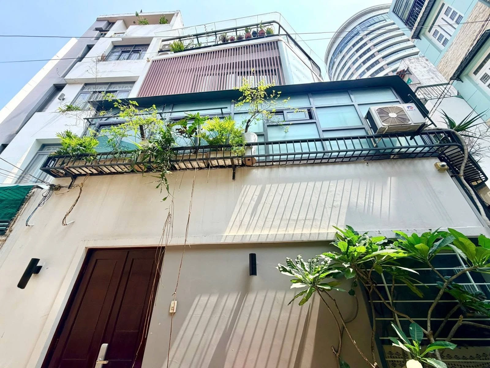Bán nhà 3 tầng 25m² 3PN gần City Garden, Bình Thạnh, giá hơn 5 tỷ - Ảnh 1