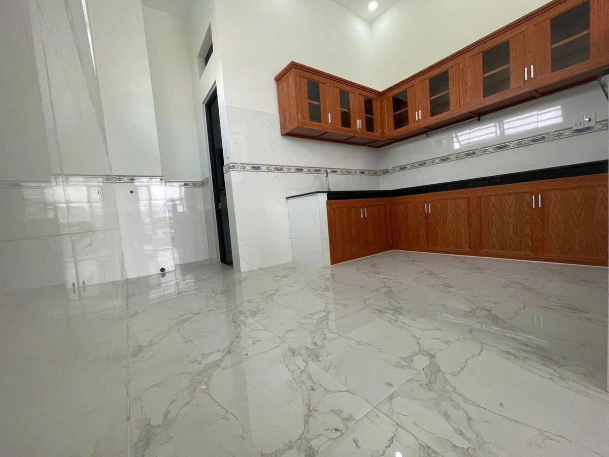 Bán dãy trọ mới 5x25m, nhà trệt lầu 2PN 2WC, 4 phòng trọ kín khách, KDC Tân Đức - Ảnh thu nhỏ 4