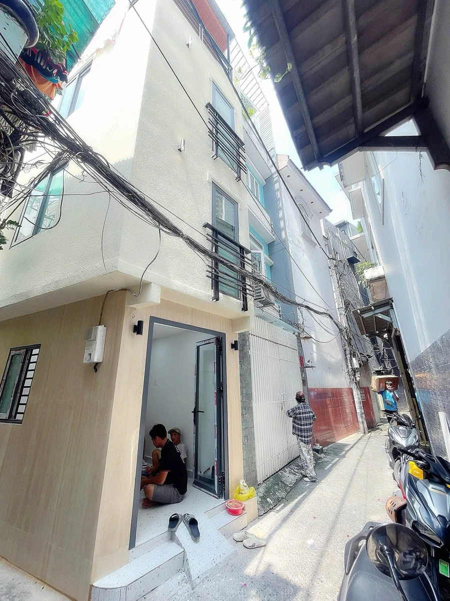 Bán nhà hẻm 15m² 2 phòng ngủ Q10 giá 3,25 tỷ - Ảnh thu nhỏ 3