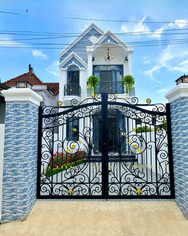 Nhà mái Thái mới xây 107m² Đông Vĩnh Phương Nha Trang