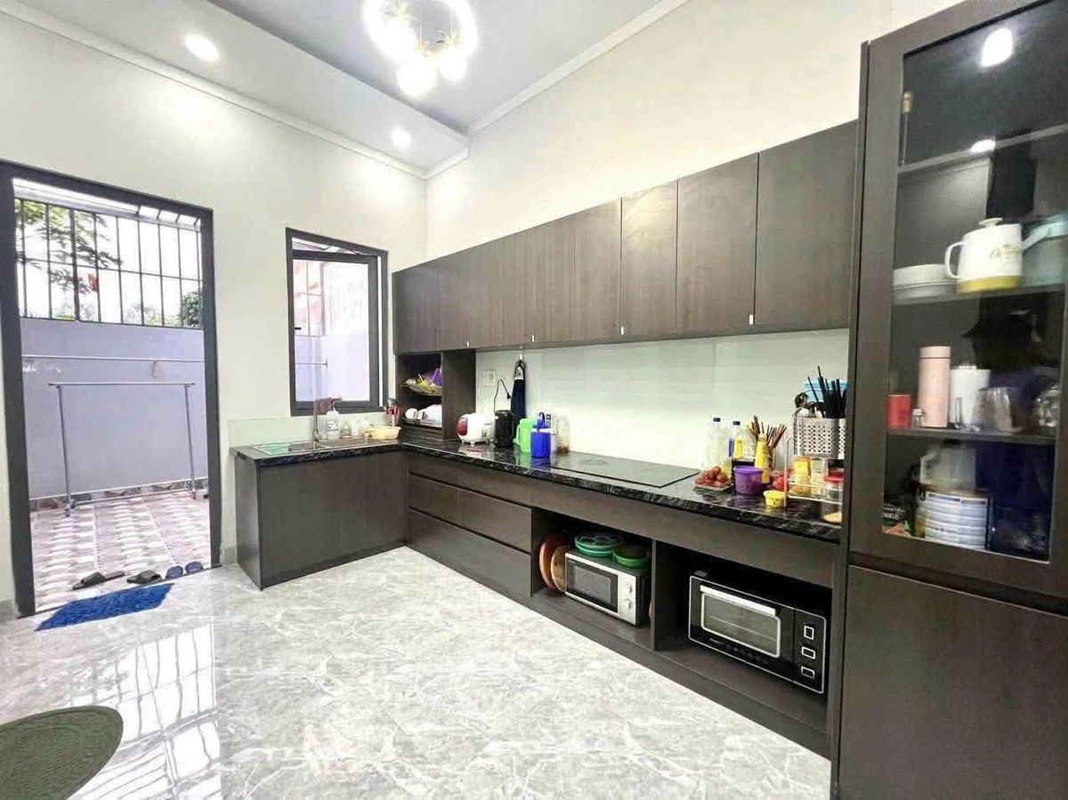 Bán nhà 1 trệt 1 lầu 3PN tại Thủ Dầu Một, 60m2, 3.2 tỷ - Ảnh thu nhỏ 3