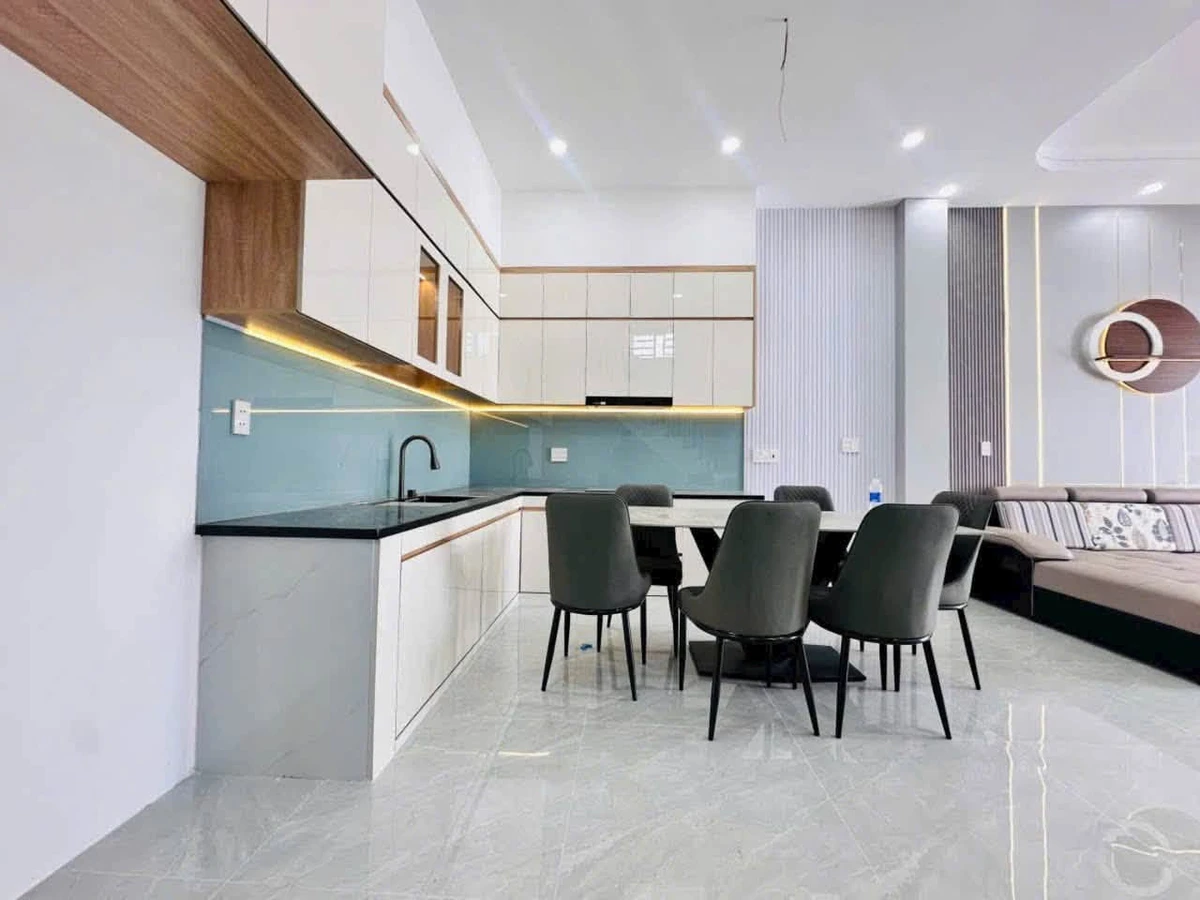 Bán nhà 1 trệt 2 lầu 4PN 82m2 Phú Hoà 2, giá 4 tỷ 190 - Ảnh thu nhỏ 4