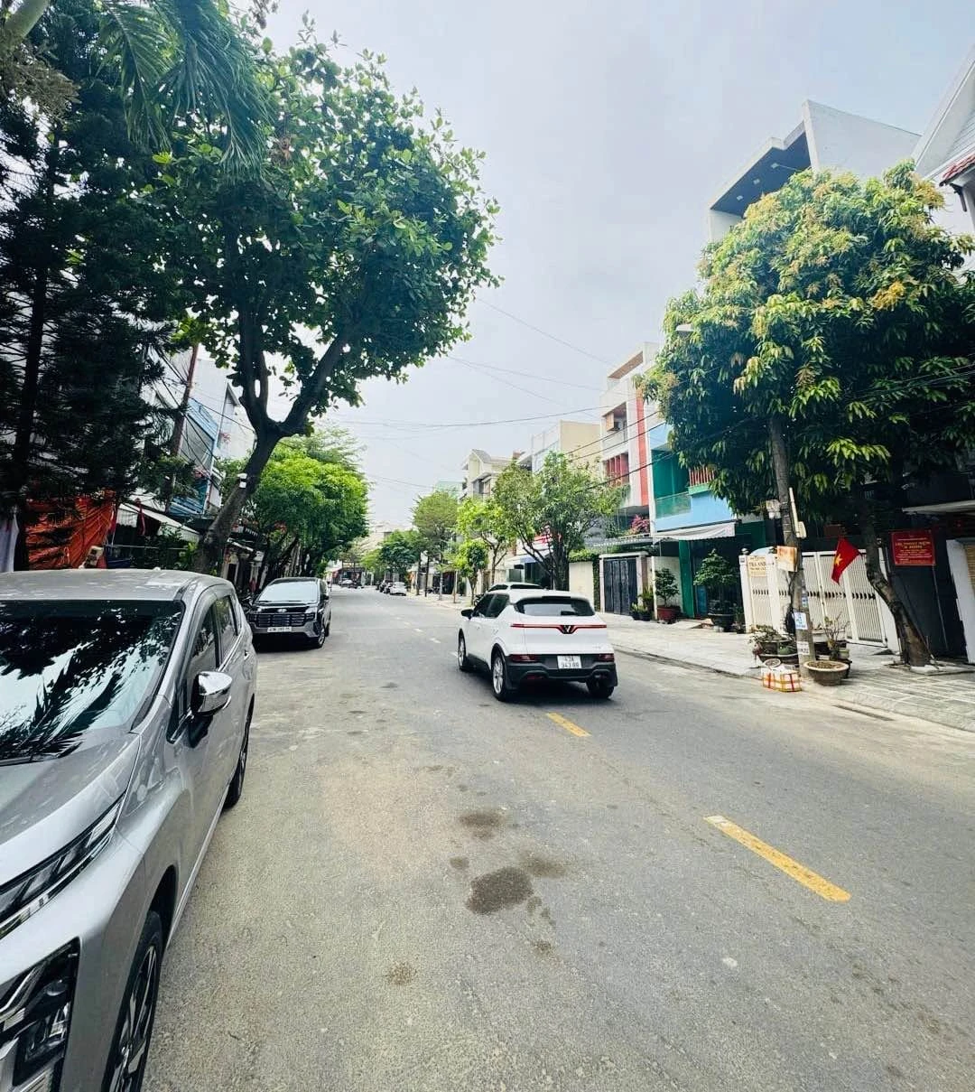 Bán đất mặt tiền Ngô Tất Tố 90m² Quận 1 - Ảnh 1