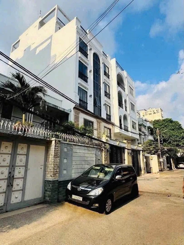Bán nhà 2 tầng mặt tiền Nhị Hà Nha Trang 90m² 10.8 tỷ huudamnhadat