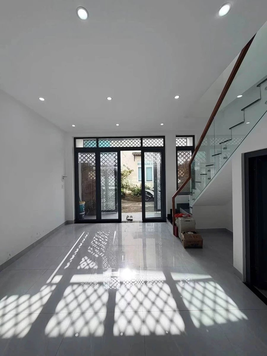 Bán nhà phố 3 phòng ngủ Nam Quốc Cảng 60m² - 2 tỷ 749 - Ảnh thu nhỏ 3