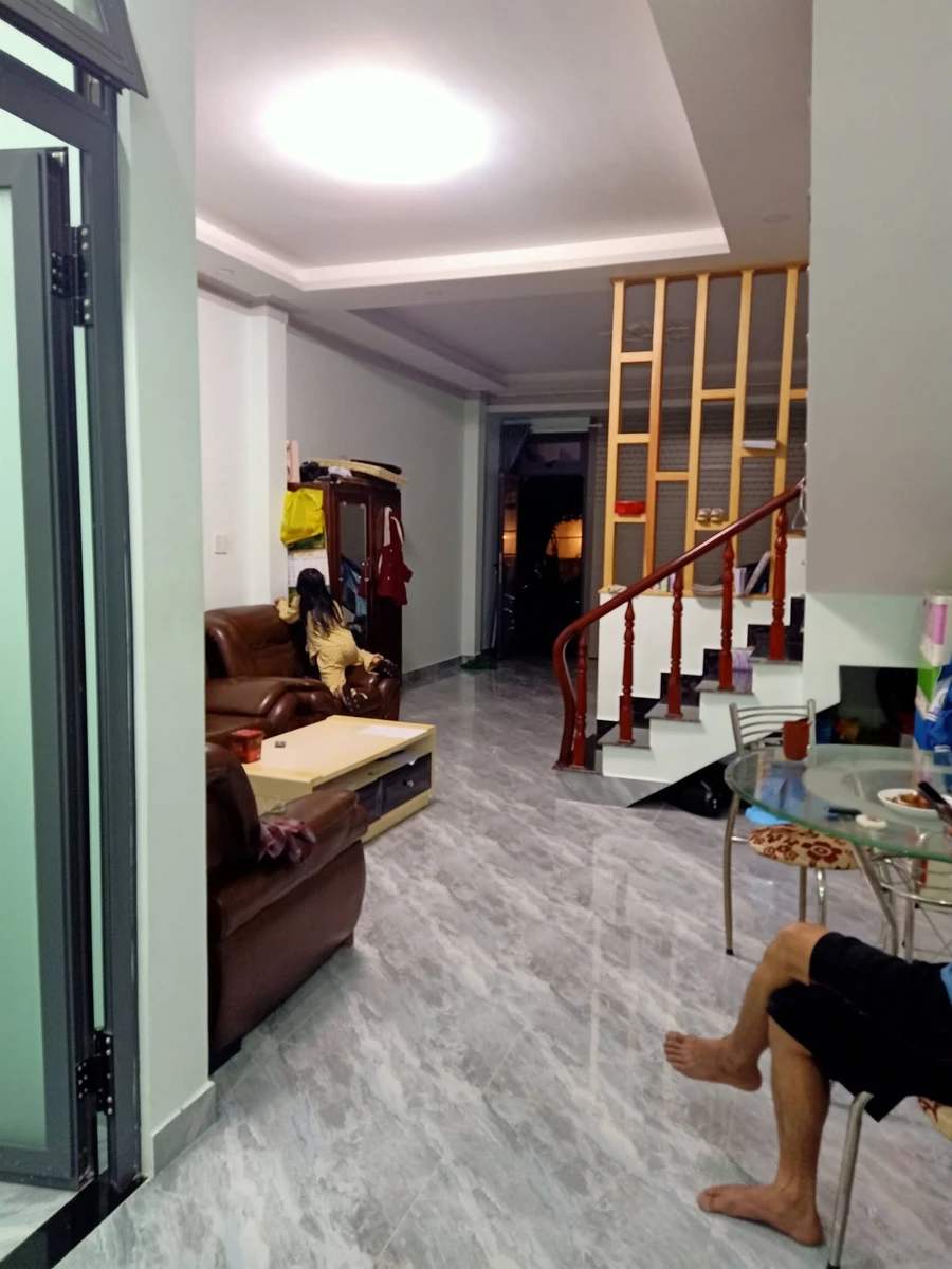 Bán nhà 1 trệt 1 lầu 65m² đường Mê Linh Phường 9, giá 2,55 tỷ - Ảnh thu nhỏ 2
