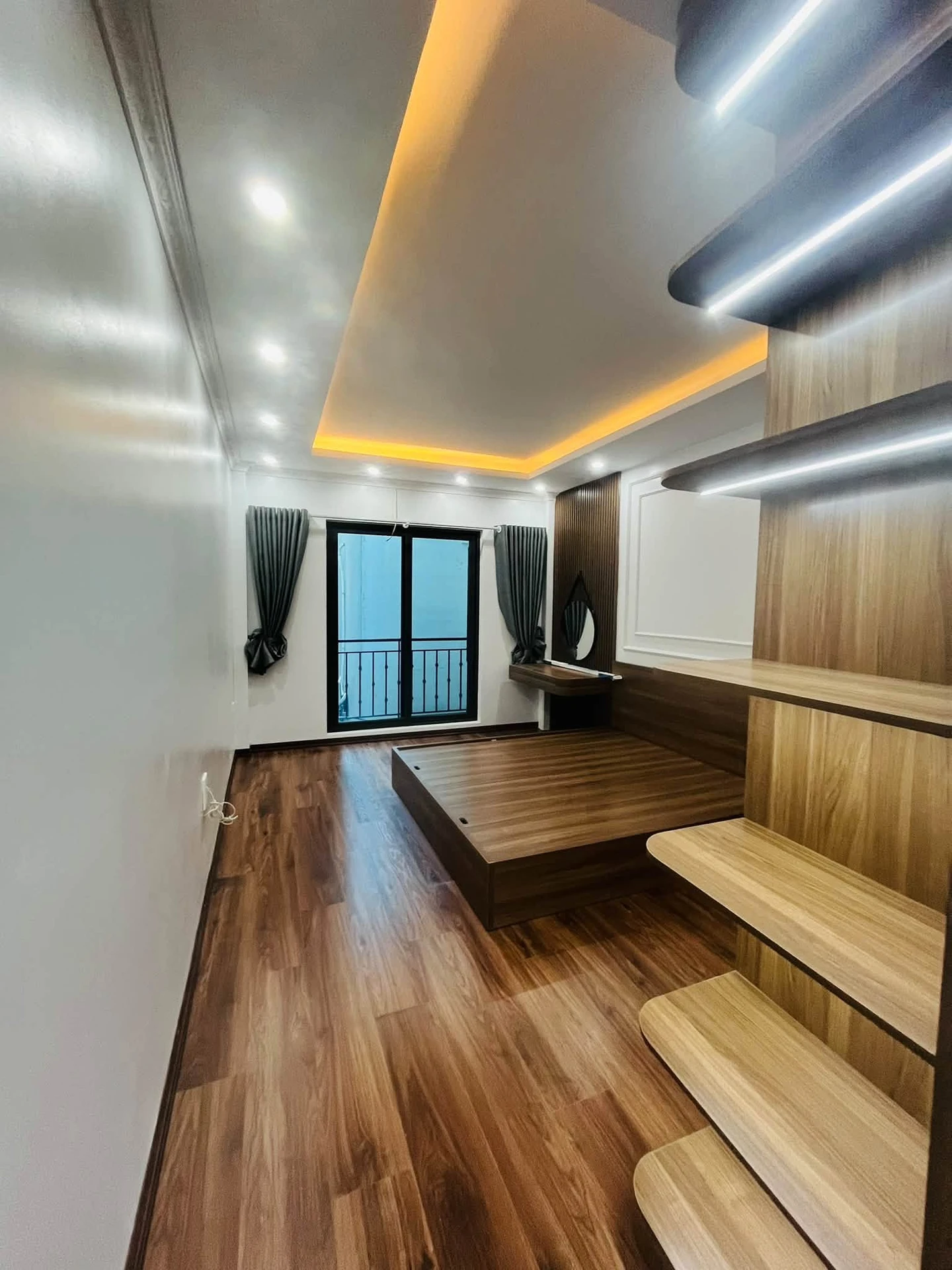 Bán nhà 5 tầng 33m2 Vạn Phúc Hà Đông 6.99 tỷ - Ảnh 1