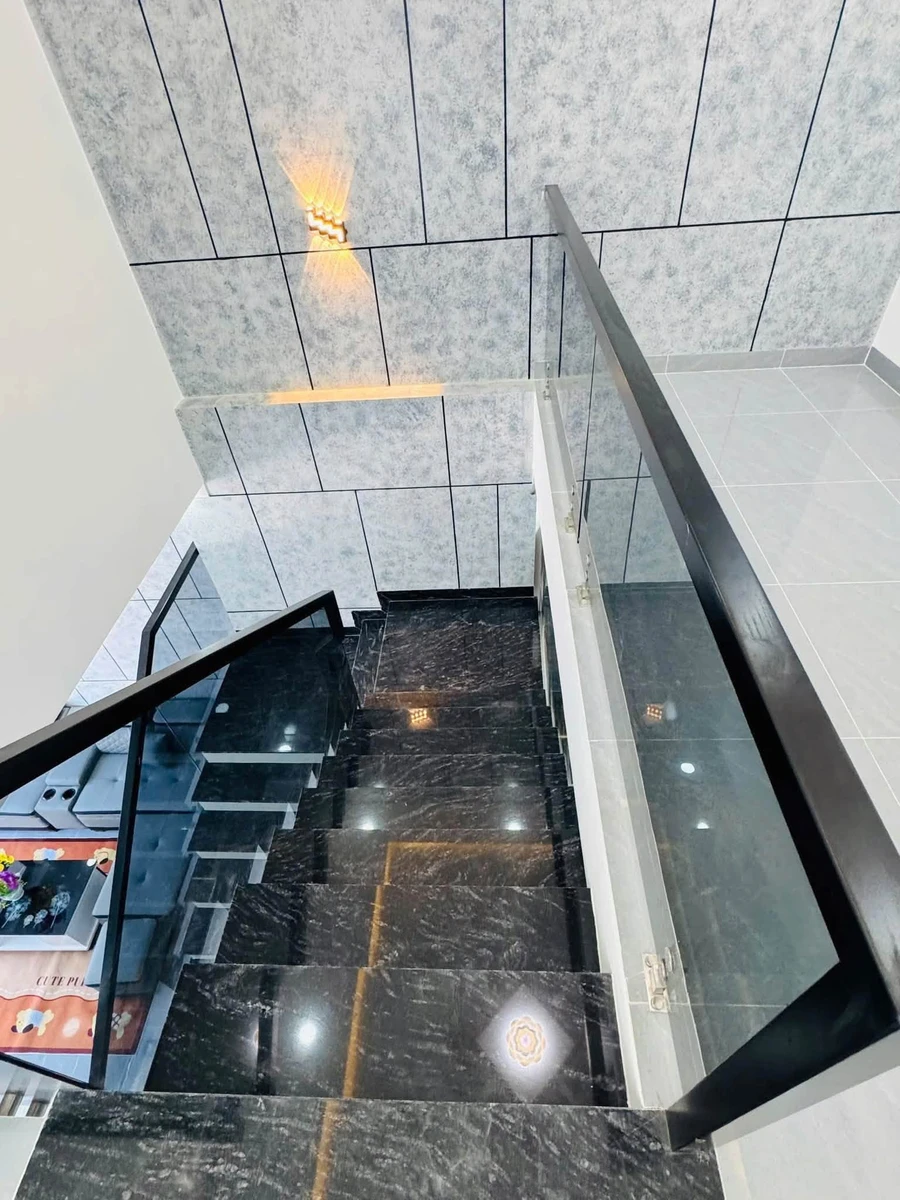 Bán nhà 1 trệt 1 lầu 3 PN, 69m², Bến Cát, Bình Dương, 2,33 tỷ - Ảnh thu nhỏ 3