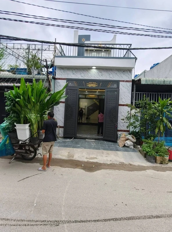 Bán nhà mặt tiền Đức Hòa Long An 4x23m, 4 phòng 2 WC, 2 tỷ 499 triệu