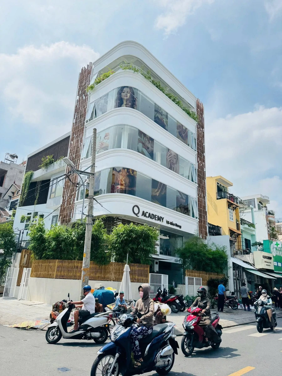 Bán shophouse góc 2 mặt tiền 138.9m² Quận 10, 54 tỷ - Ảnh thu nhỏ 2