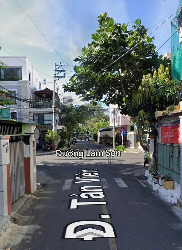 Bán nhà 3 tầng 94,8m² 5PN khu bàn cờ Nha Trang 11,7 tỷ