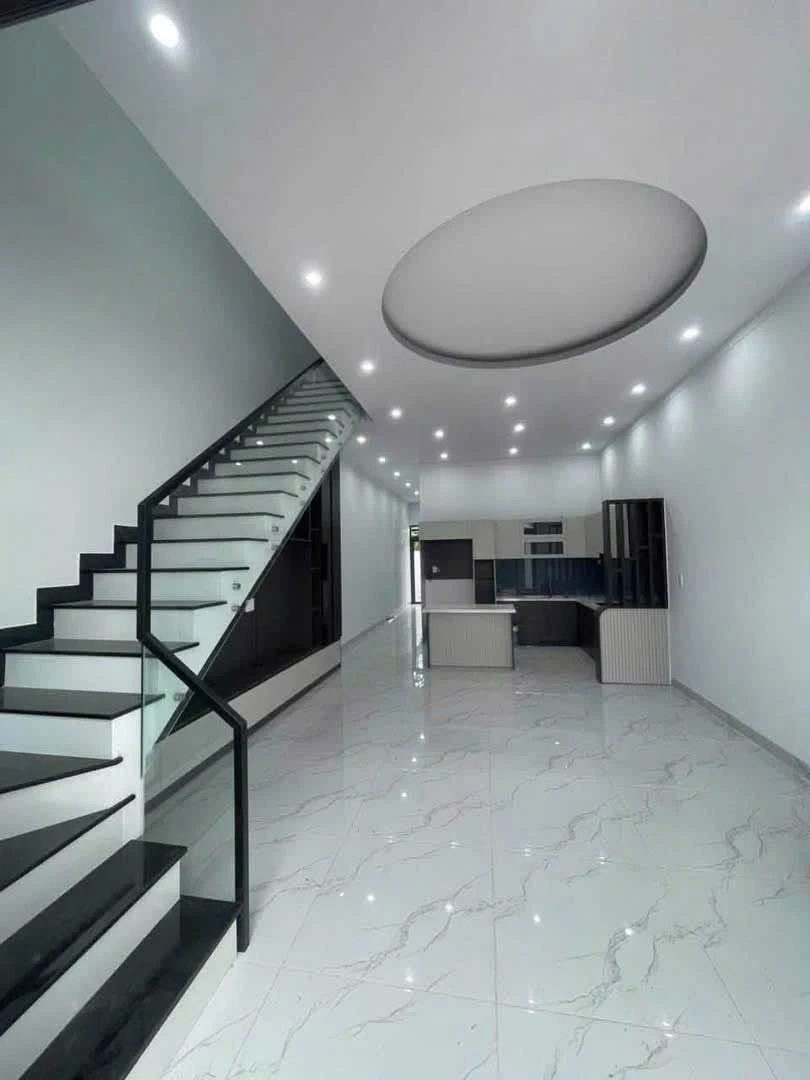 Bán nhà 2 tầng 120m² 3PN gần Võ Nguyên Giáp, Quận 7 - 2.5 tỷ - Ảnh thu nhỏ 4