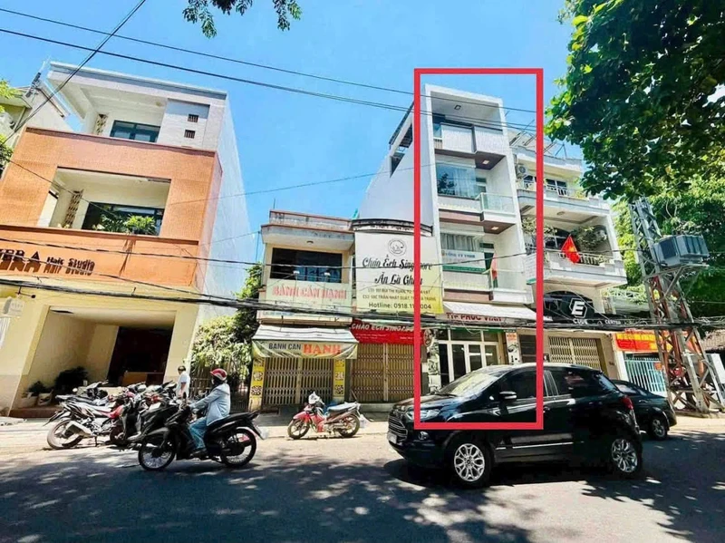 Bán nhà 3,5 tầng mặt đường Trần Nhật Duật 64m2, 13 tỷ