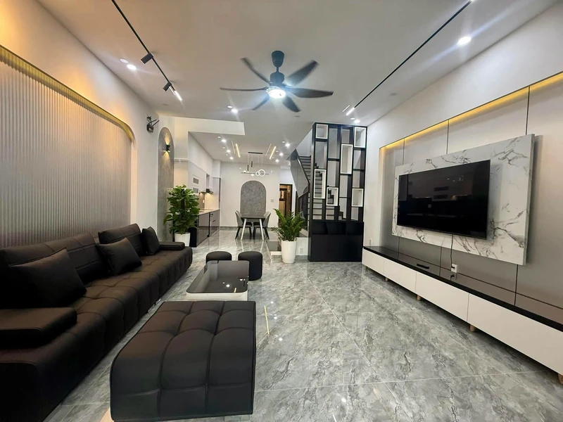 Bán nhà 4PN 277m² mới xây Hòa Xuân Cẩm Lệ 9,5 tỷ