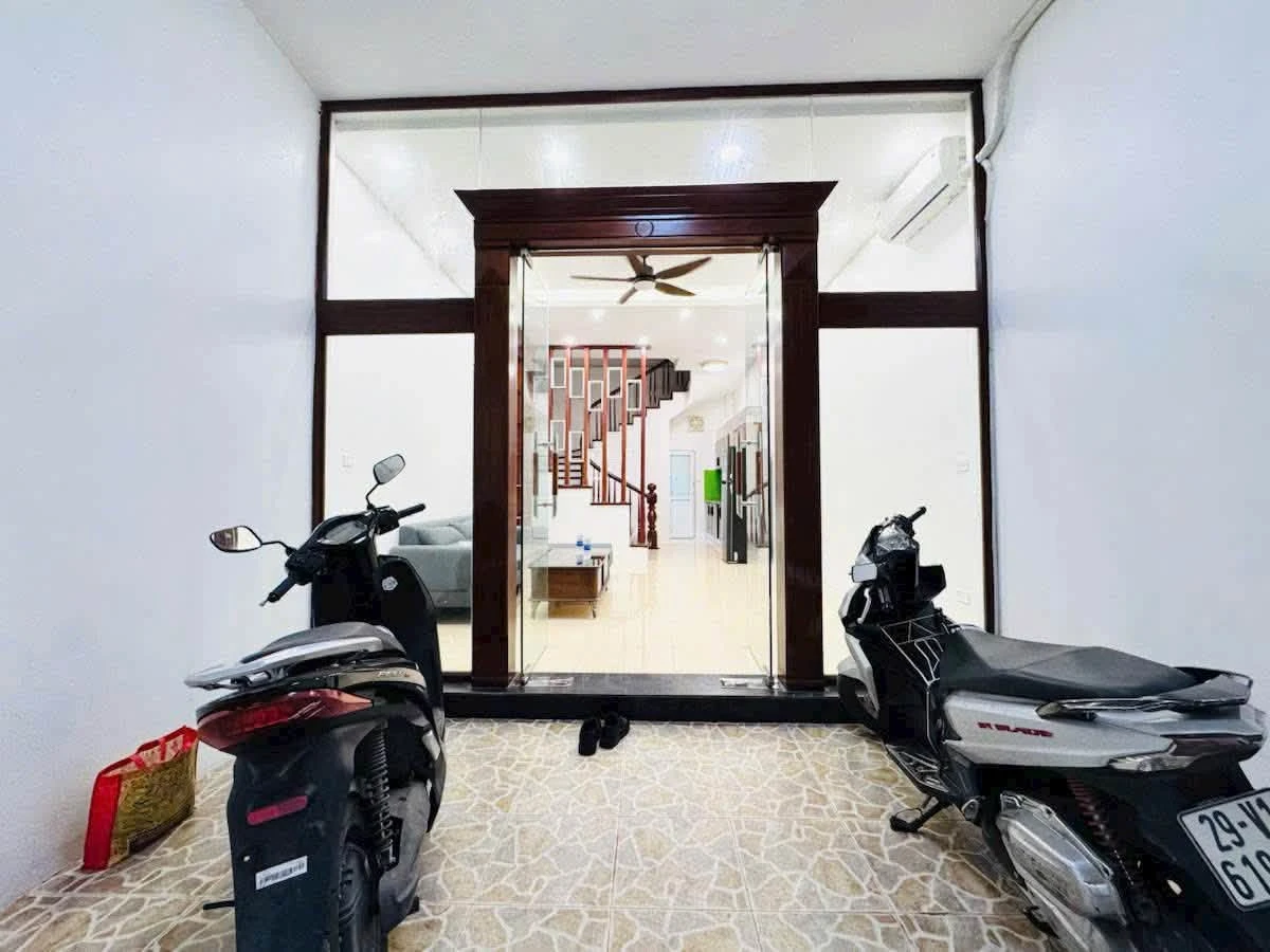 Bán nhà phố Tôn Đức Thắng, 47m2, 7 tầng, 11 tỷ 52 - Ảnh 1