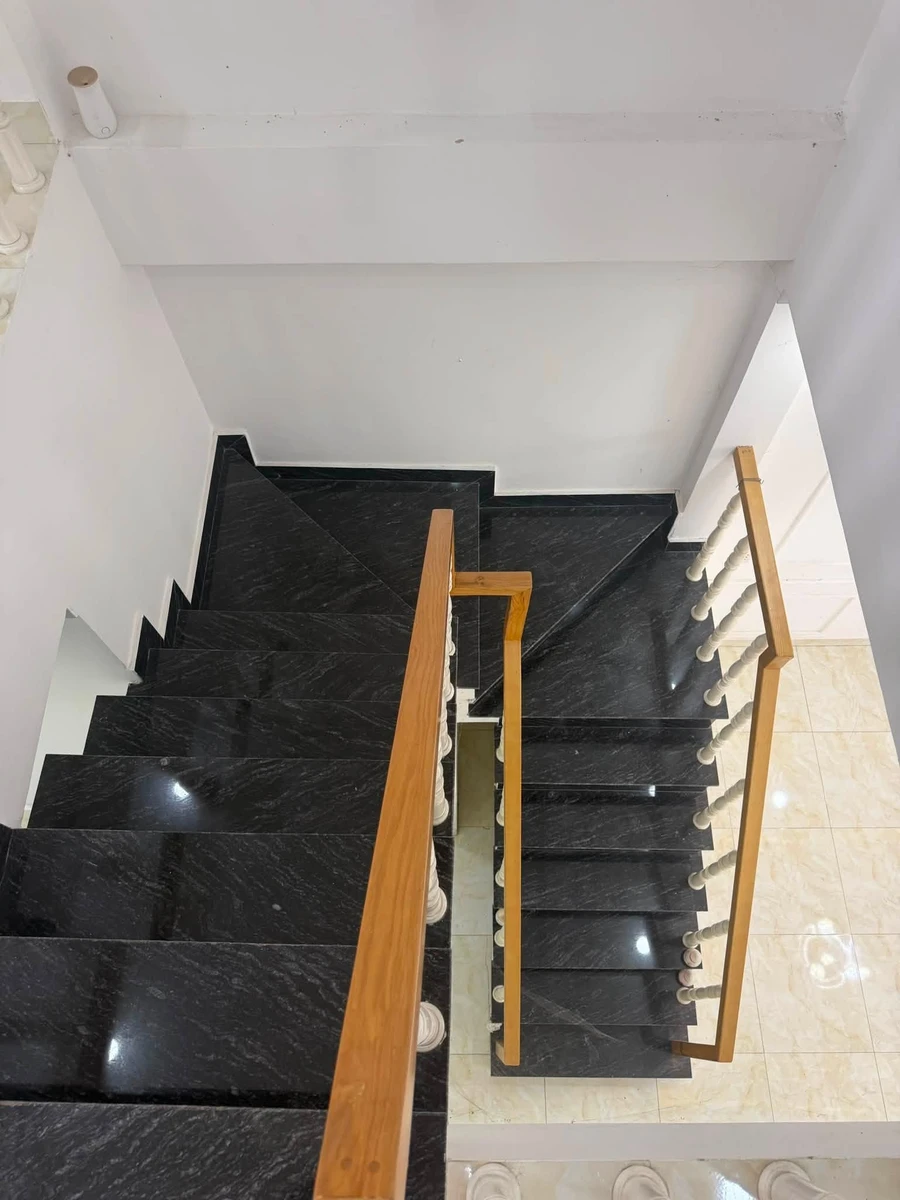 Bán nhà 1 trệt 1 lầu 130m² Phường Biên Hòa 2.5 tỷ - Ảnh 1