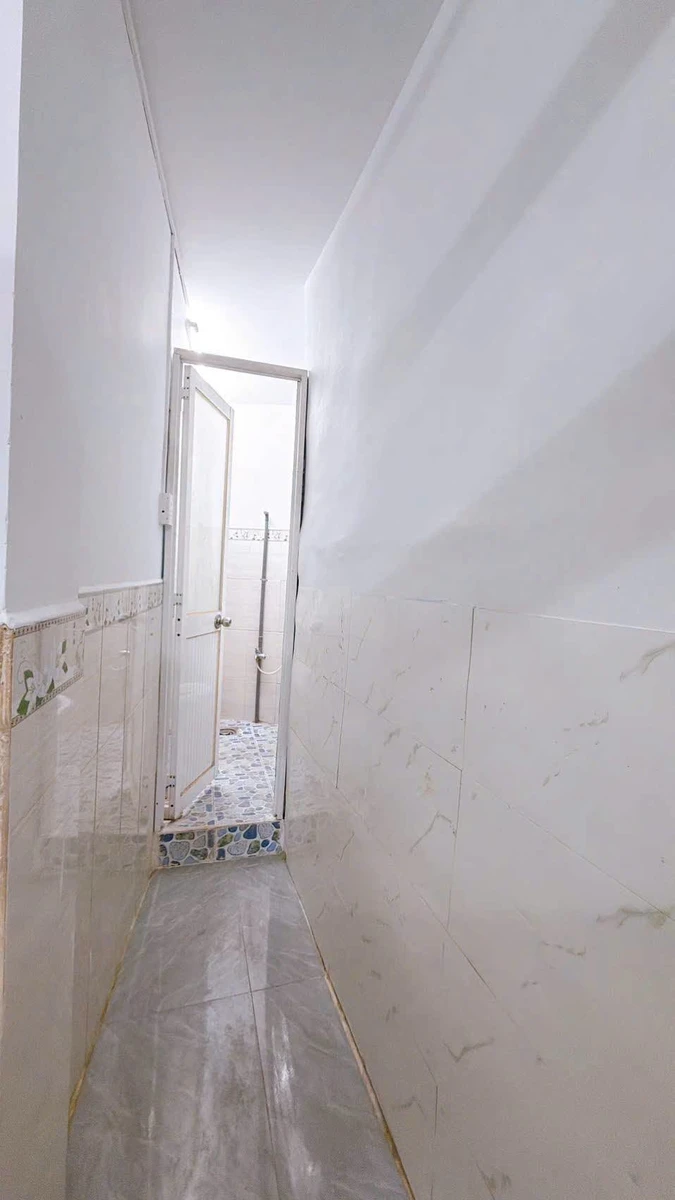 Bán nhà Quận 4, 2 phòng ngủ, 15m², 860 triệu - Ảnh thu nhỏ 3