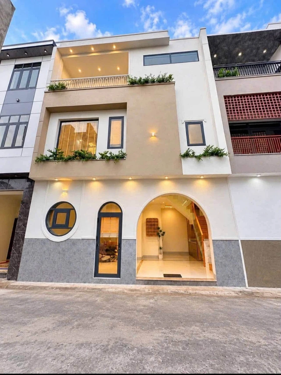 Bán nhà 2 lầu gần Coopmart Bến Hòa, 3 phòng ngủ, 180m² - Ảnh 1