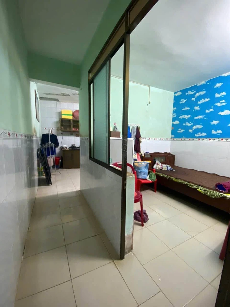 Bán nhà hẻm 42m2, 2PN, 2WC Trần Hưng Đạo Quy Nhơn, 1,49 tỷ - Ảnh thu nhỏ 2