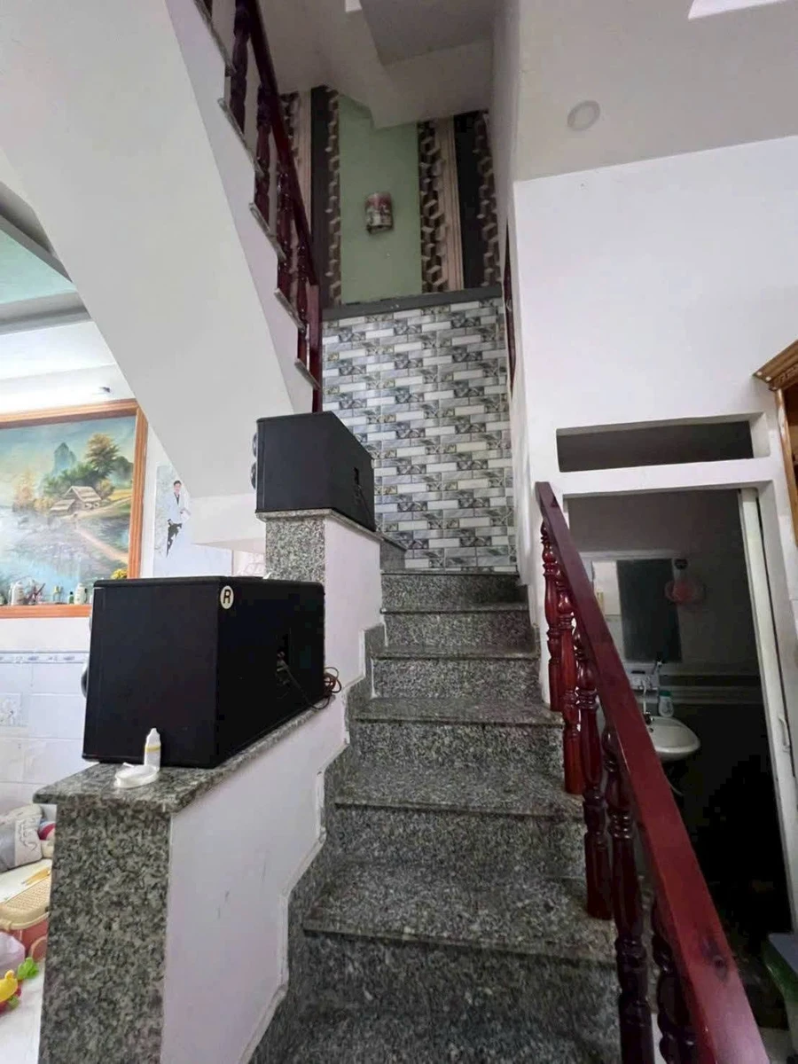 Bán nhà 4x10m, 4PN 3WC mặt tiền đường Đức Hòa Long An 900 triệu - Ảnh thu nhỏ 5