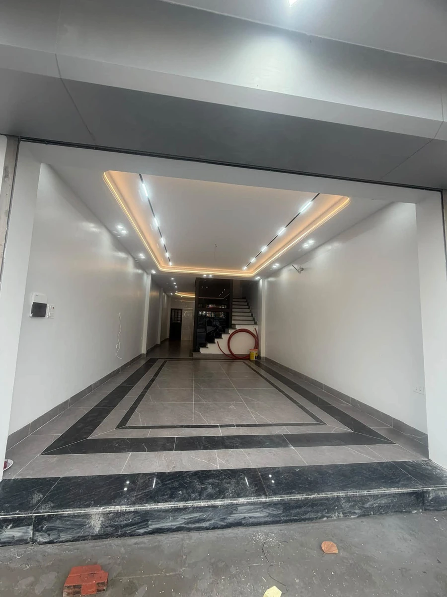 Bán nhà 5 tầng mặt phố Nguyễn Văn Cừ, Quảng Ninh, 74m² - Ảnh thu nhỏ 4