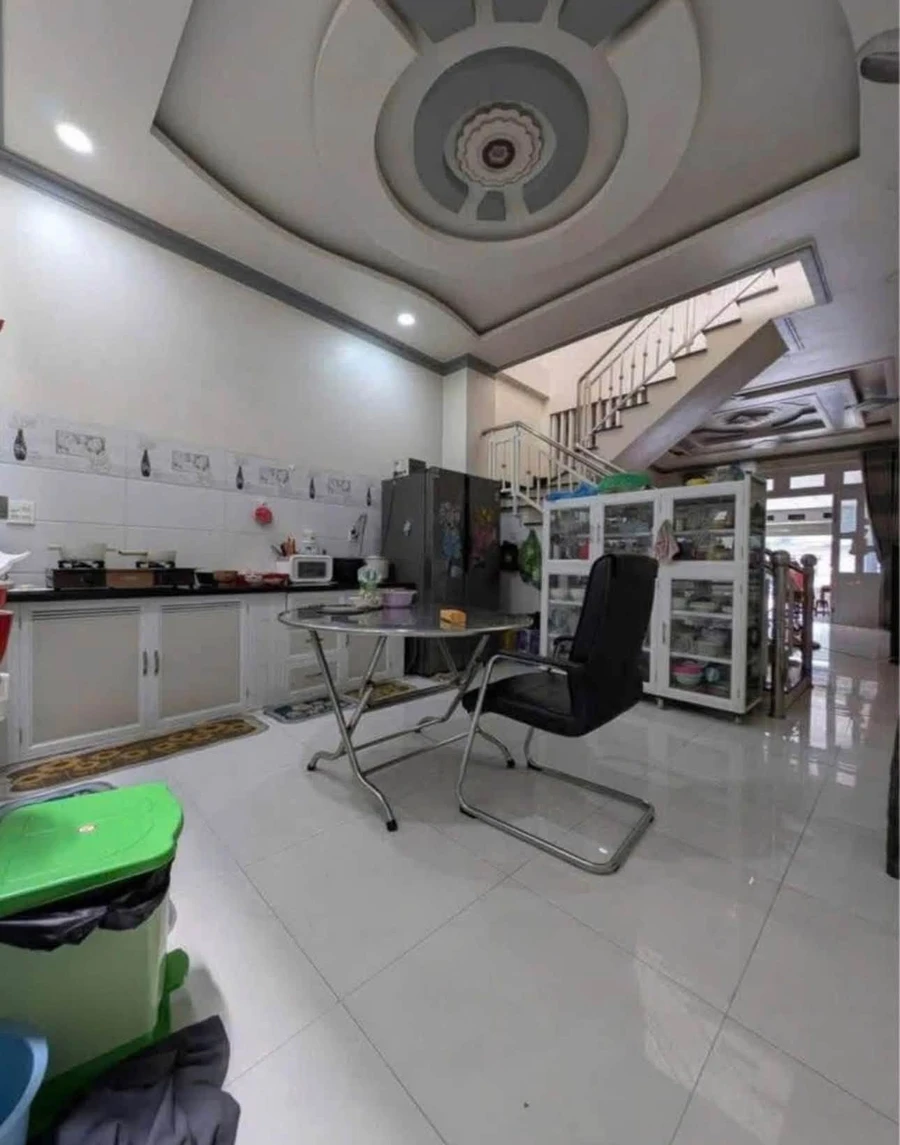 Bán nhà lầu mặt tiền đường nhựa Từ Văn Tư, Phú Trinh, Phan Thiết, 140m², 4 phòng ngủ - Ảnh thu nhỏ 2