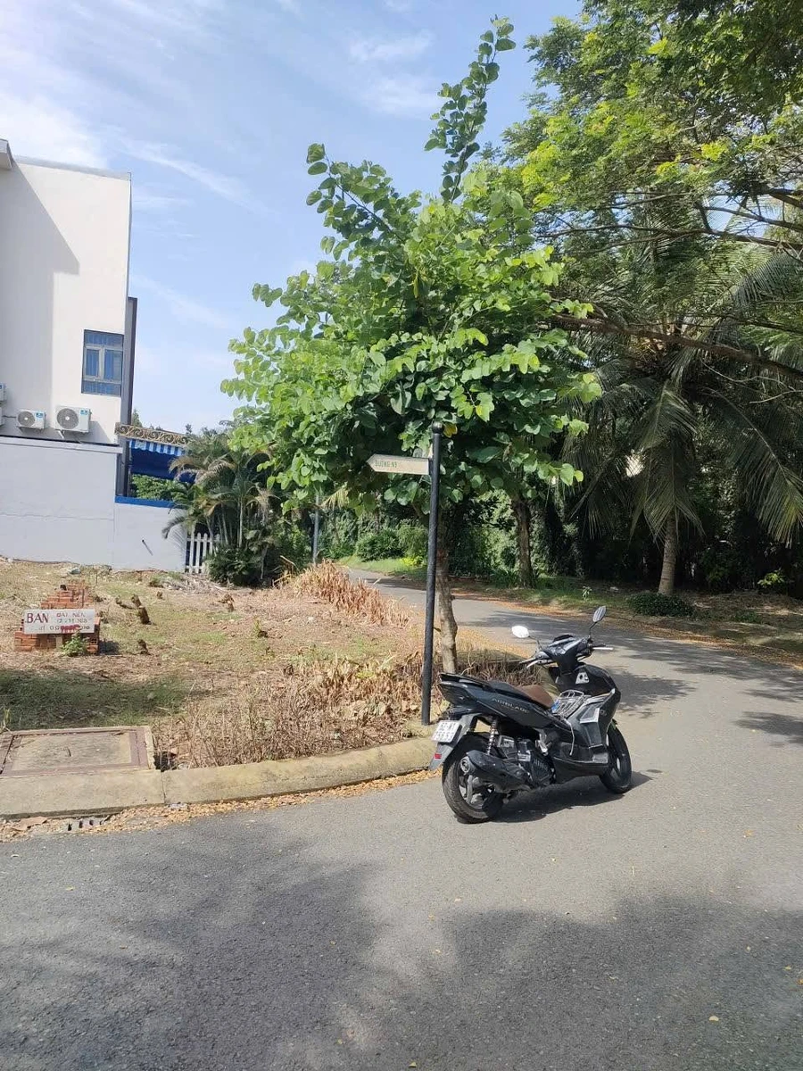 Bán đất nền lô góc 2 mặt tiền 168m2 KDC Trần Anh Riverside, Bến Lức, giá 3,5 tỷ - Ảnh thu nhỏ 2