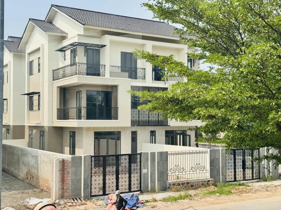 Biệt thự SL giá gốc CĐT 225m2 giá chỉ 82tr/m2 cách Hồ Tây 15phút di chuyển KĐT Centa Riverside - Ảnh thu nhỏ 3