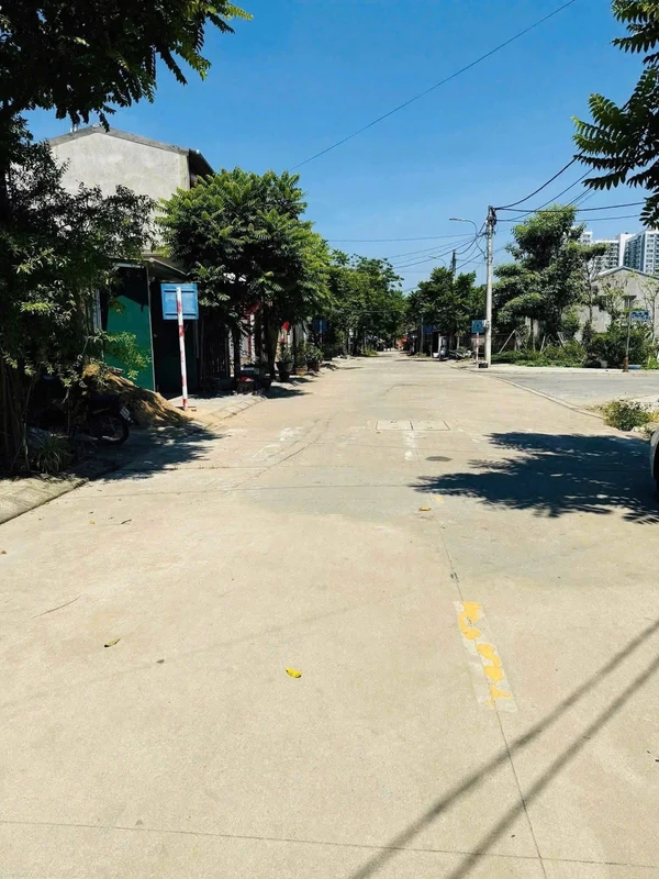 Bán đất mặt tiền Hoàng Quốc Việt 66.3m² có nhà kiên cố, Huế 2.75 tỷ