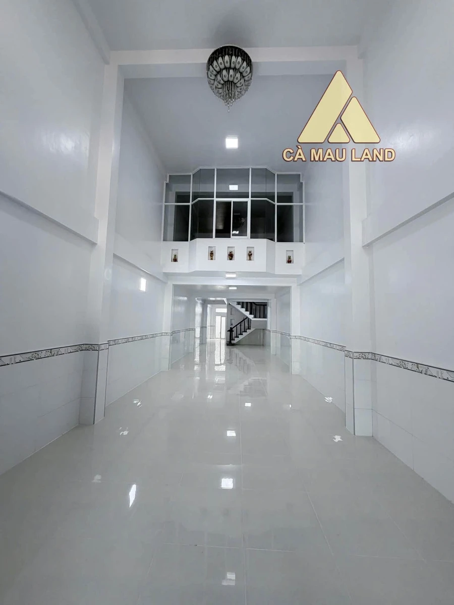 Bán nhà mặt tiền đường Đỗ Thừa Luông, 4,5x26m, 1 trệt 1 lửng 2 lầu, trung tâm TP Cà Mau - Ảnh thu nhỏ 4
