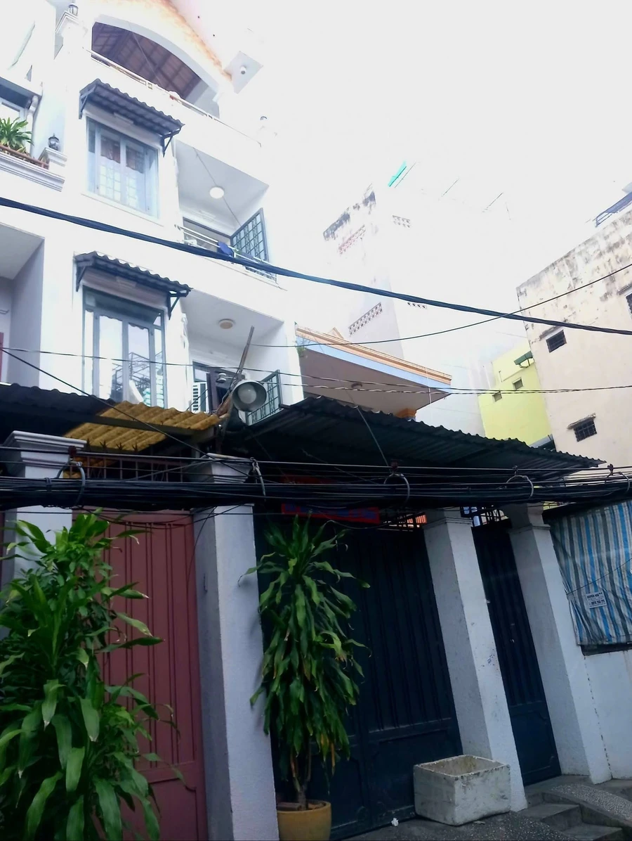 Bán nhà 4 tầng 7PN hẻm xe hơi Lê Quang Định 130m² 15 tỷ - Ảnh thu nhỏ 2