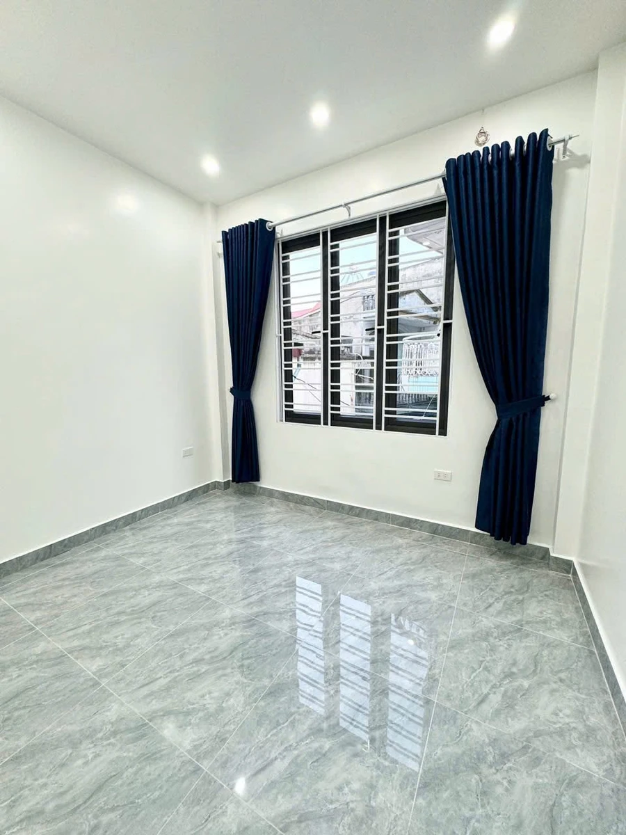 Bán nhà 4 tầng 36m² Trần Nguyên Hãn Quận 12 - Ảnh thu nhỏ 4
