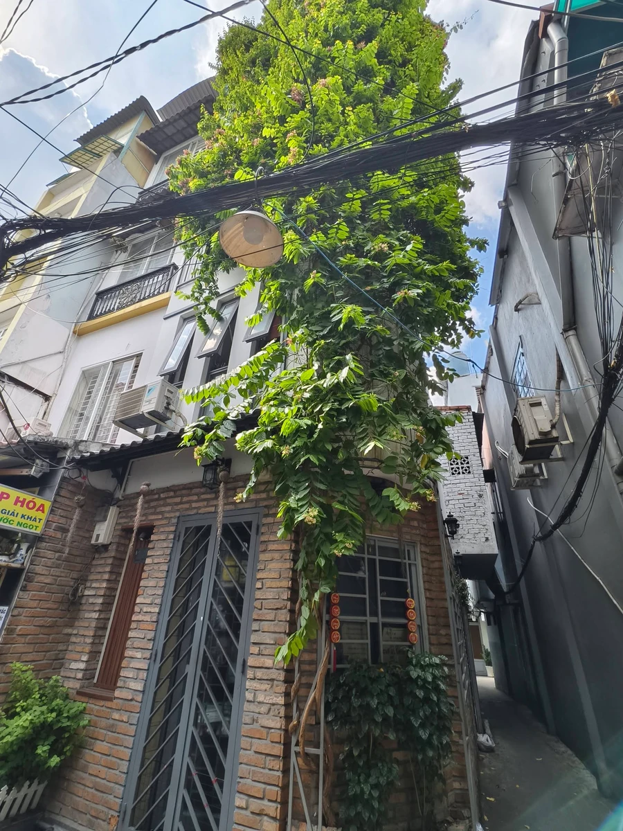 Nhà lô góc 4 tầng 22m² Nguyễn Ngọc Lộc Q.10 giá 4 tỷ - Ảnh thu nhỏ 2