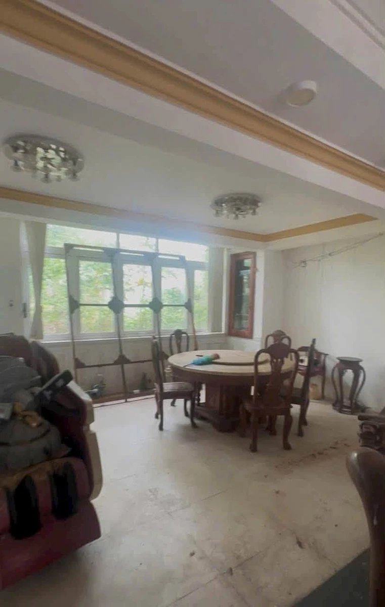 Biệt thự mặt tiền Nguyễn Huệ 200m² Đồng Xoài 12,5 tỷ - Ảnh thu nhỏ 5