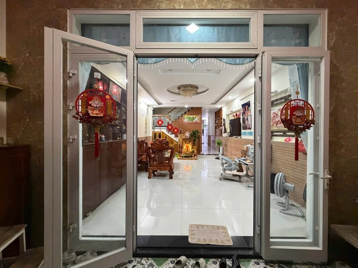 Nhà 2 tầng bán Hoà Xuân gần Aeon Mall 100m2, 6 tỷ - Ảnh thu nhỏ 2