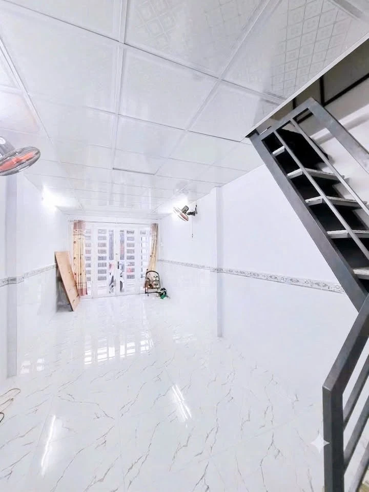 Bán nhà hẻm Nguyễn Tất Thành, Phường 18, Quận 4, 43m2, giá 4,2 tỷ - Ảnh thu nhỏ 5