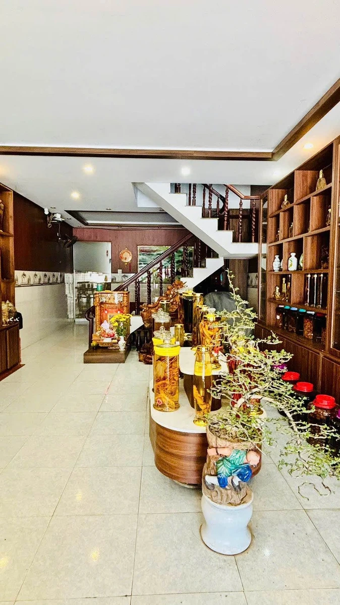 Bán nhà mê lửng mặt tiền Quốc Lộ 1A, 119m2, 4.9 tỷ - Ảnh 1