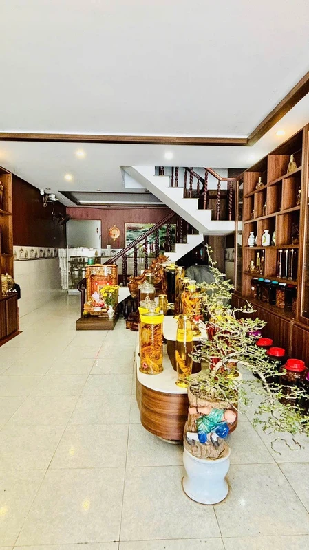 Bán nhà mê lửng mặt tiền Quốc Lộ 1A, 119m2, 4.9 tỷ