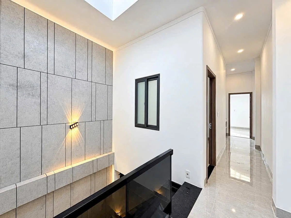 Bán nhà phố 1 trệt 1 lầu 4PN, 4x33m, giá 4 tỷ, P. Tân Phong, Biên Hòa - Ảnh thu nhỏ 4