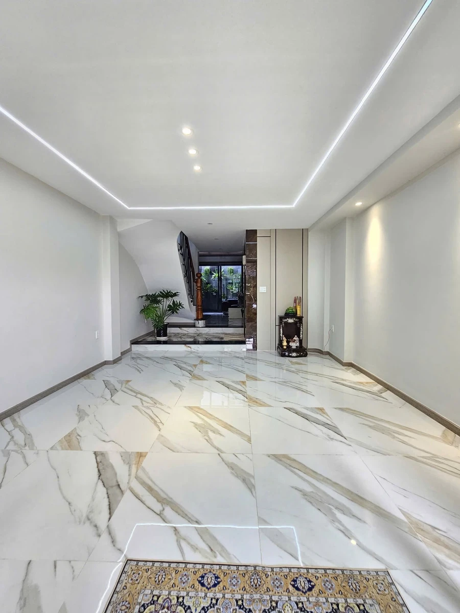 Bán nhà 1 trệt 3 lầu 89,7m² full nội thất Dĩ An - Ảnh thu nhỏ 3