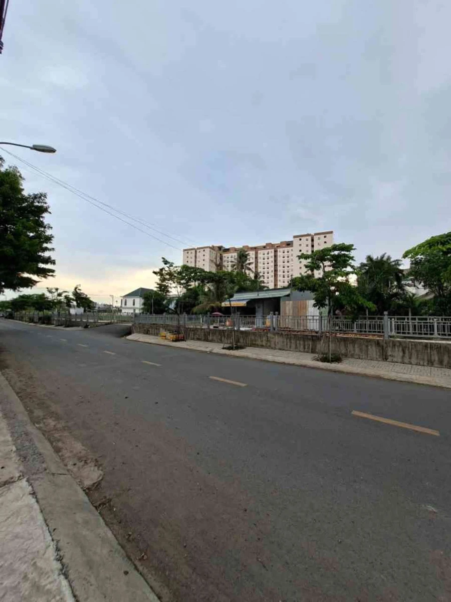 Bán nhà xưởng mặt tiền 155m² Quận 12 - Ảnh thu nhỏ 4