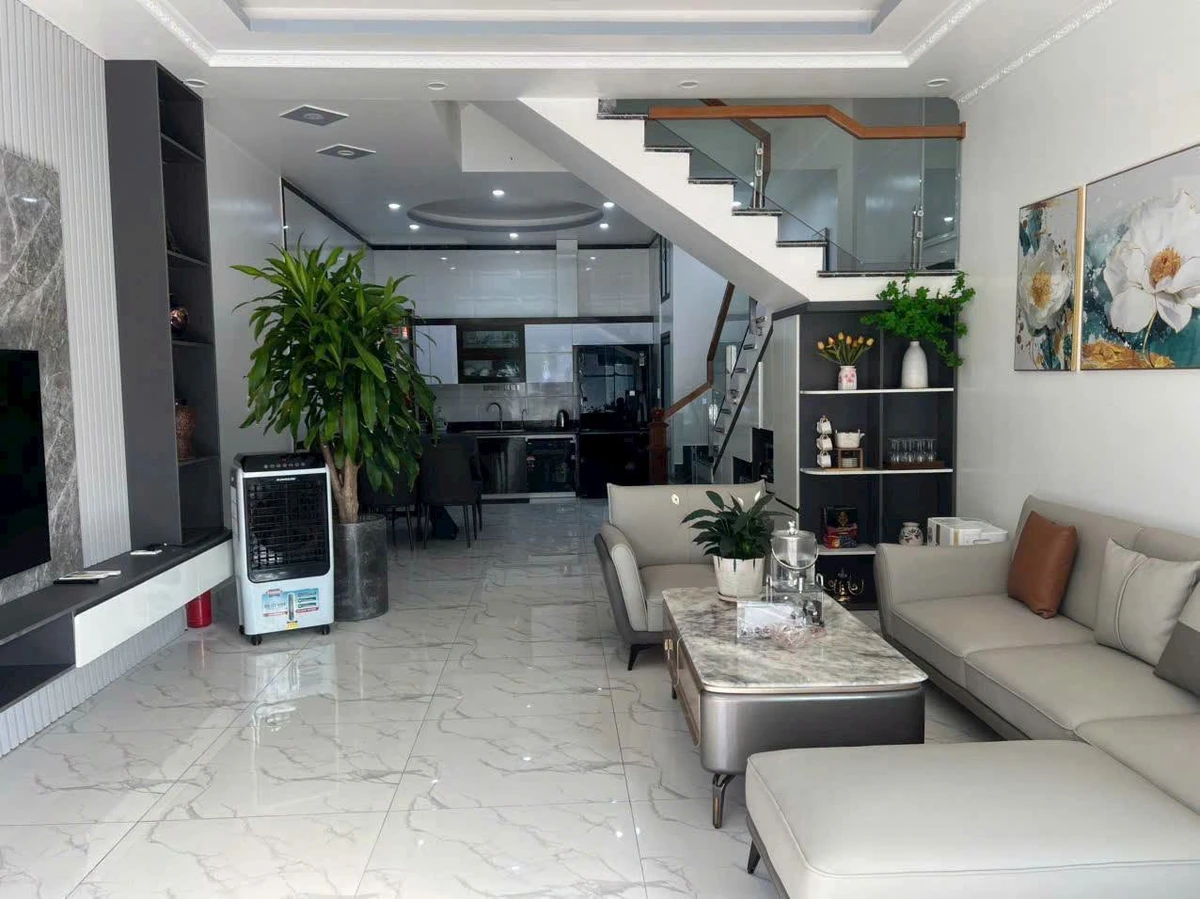 Bán nhà mặt đường Hải Phòng 67,5m² 5,25 tỷ - Ảnh thu nhỏ 2