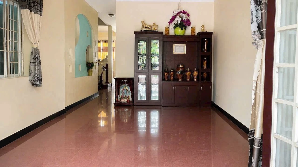 Bán nhà 5PN 150m² đường D3 KDC Chánh Nghĩa - Ảnh thu nhỏ 4