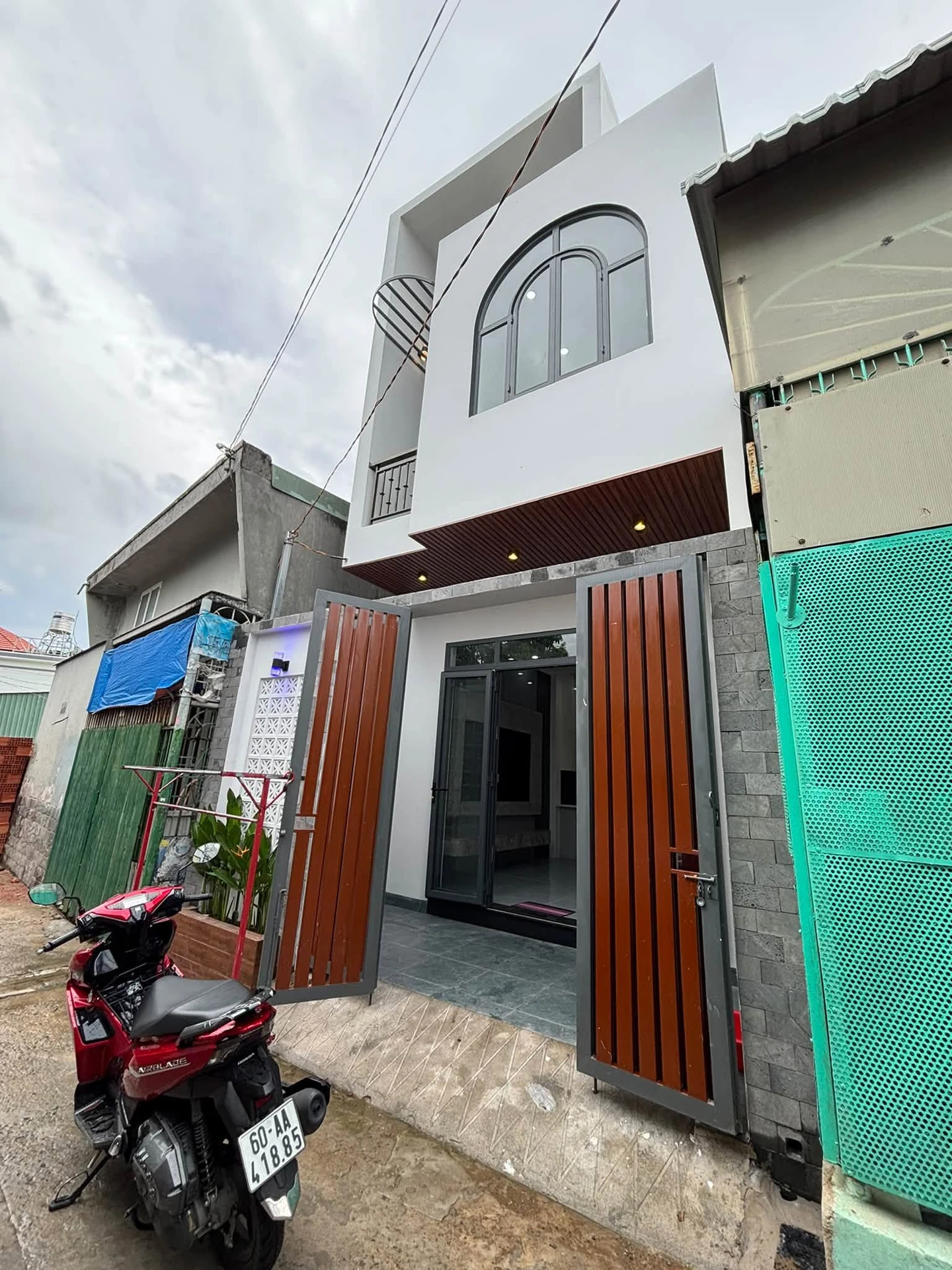 Bán nhà mới 1 trệt 1 lầu 3PN 85m² Trảng Dài 2 tỷ 950 triệu - Ảnh 1